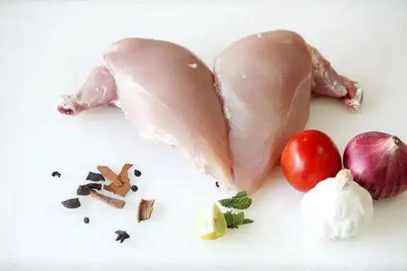 خرید سینه مرغ با استخوان
