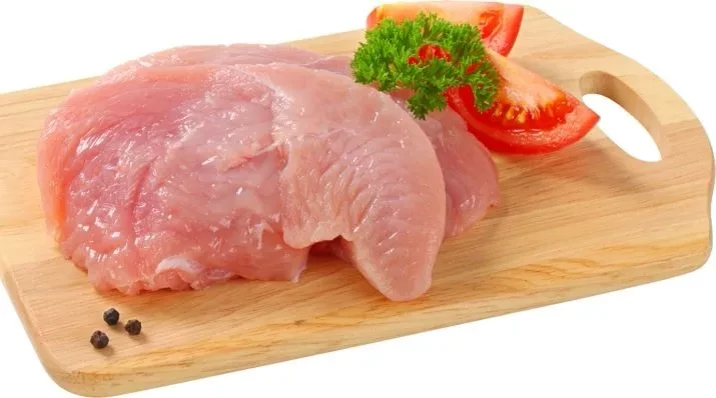 تفاوت سینه مرغ تازه و کهنه: چگونه بهترین را انتخاب کنیم؟